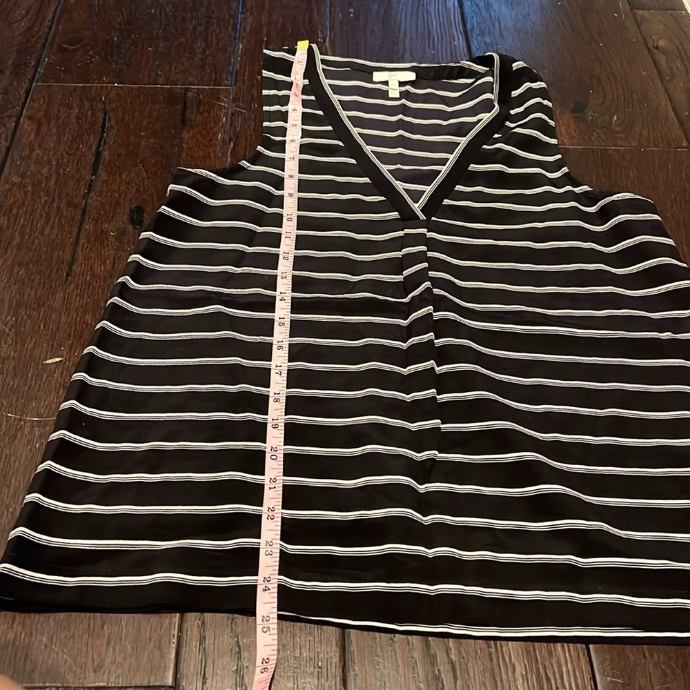 Joie silk Black and White Asymmetrical top - Picture 4 of 4
